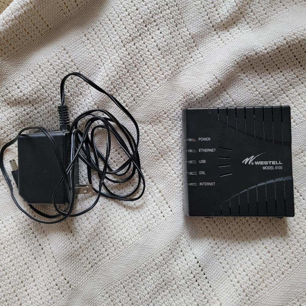 WESTELL 6100 E90-610015-06 DSL Internet Router -AC Power